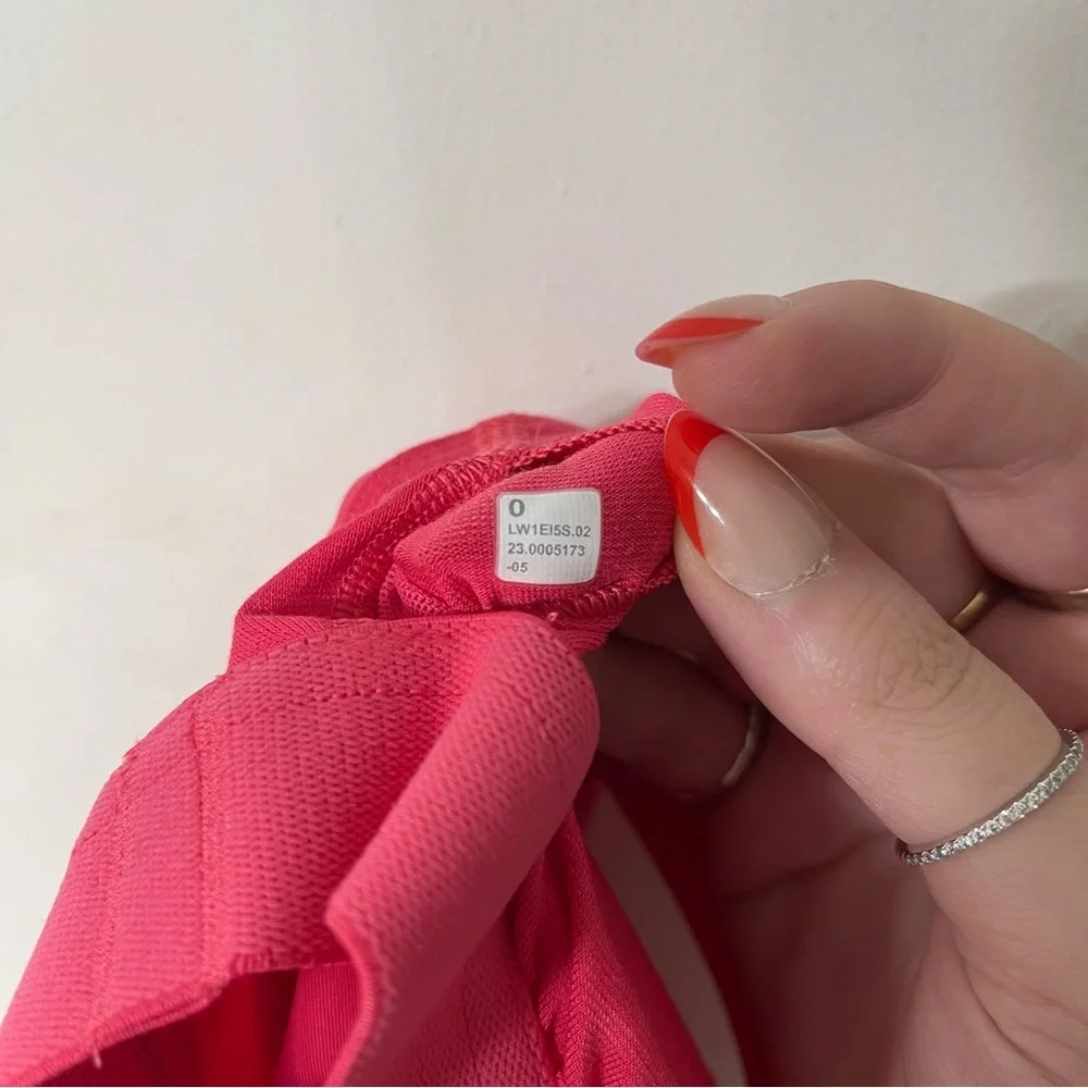 Lululemon Everlux Asymmetrical Tennis Tank Top Lip Gloss - Picture 3 of 11